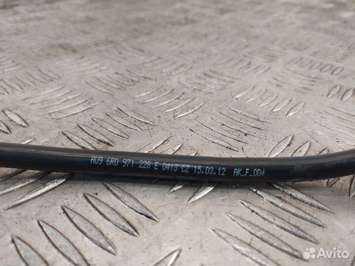 Клемма аккумулятора плюсовая(+)