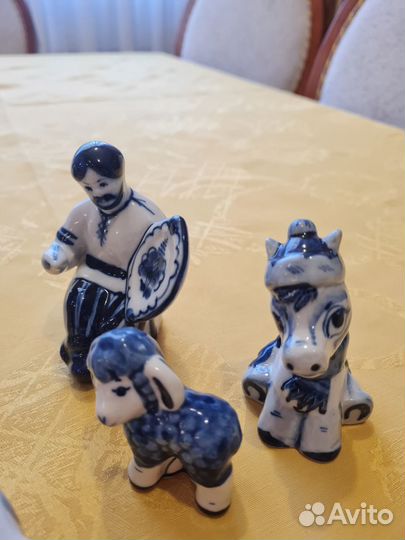 Статуэтки гжель