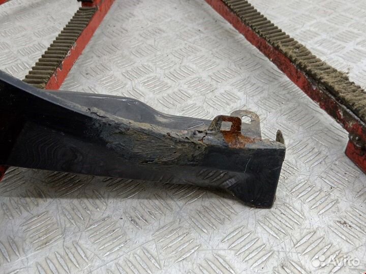 Крыло переднее правое для Volkswagen Golf 4