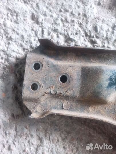 Рычаг подвески передний левый Chevrolet Lacetti