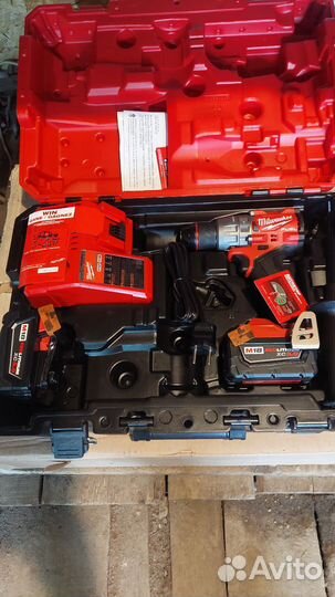 Набор дрель-шуруповерт Milwaukee M18 Fuel 2904-22