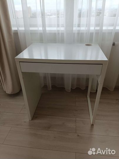 Компьютерный стол IKEA