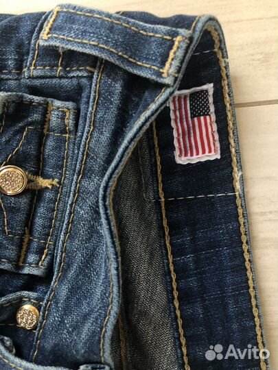 Джинсы true religion