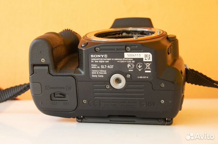Зеркальный фотоаппарат Sony Alpha a37 (body)