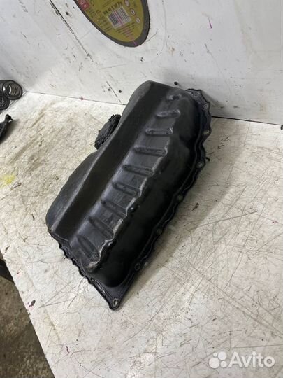 Поддон CAW Volkswagen Passat CC B6