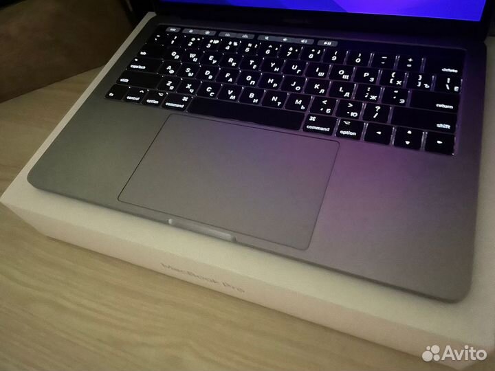 Macbook pro 13 2017 i7 16gb 1000gb Топовый