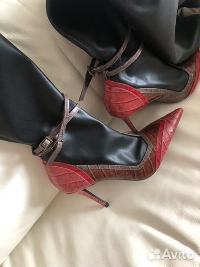 Ботфорты zara новые