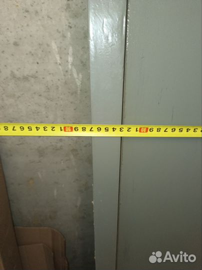 Дверь входная металлическая б у