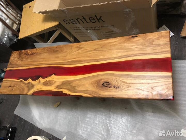 Изготовление столешниц из смолы и слэбов дерева