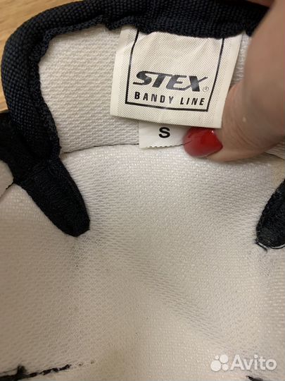 Хоккейные защитные щитки для ног