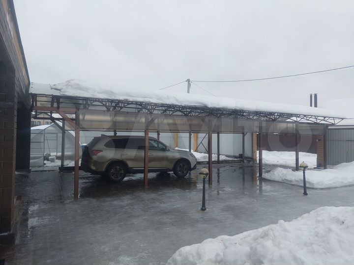 Коттедж 320 м² на участке 11,9 сот.