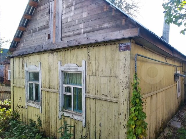 Дом 30 м² на участке 8,4 сот.