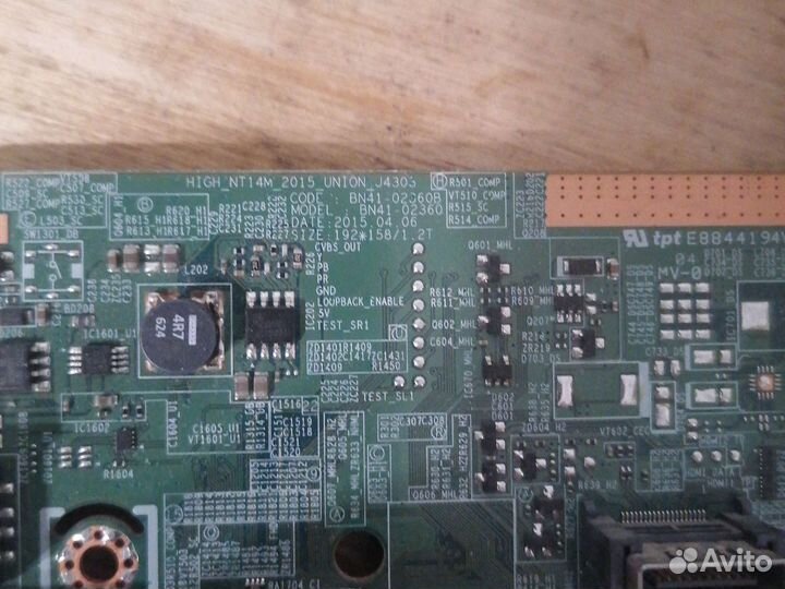 Samsung ue32j5200 main bn-02360