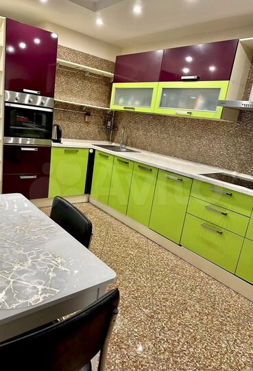 2-к. квартира, 64 м², 8/9 эт.