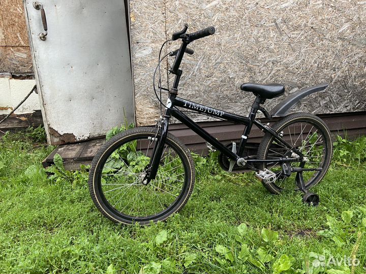 Велосипед детский, радиус колес 20