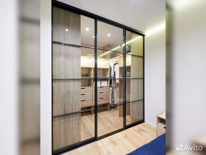 Шкаф купе двухдверный