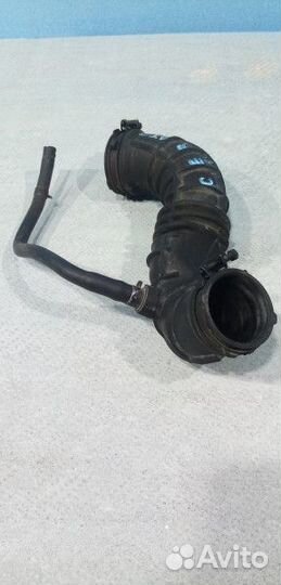 Патрубок воздушного фильтра Kia Ceed GT 2 (JD)