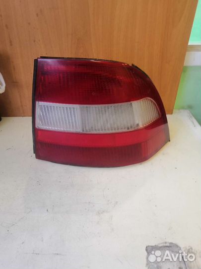 Фонарь задний правый Opel Vectra B 1995-1999 Седан