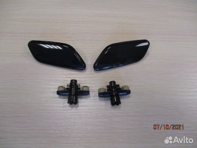 Крышка форсунки омывателя Toyota Hi Lux 2015-2020