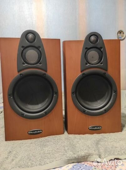 Полочные колонки Wharfedale jade-3