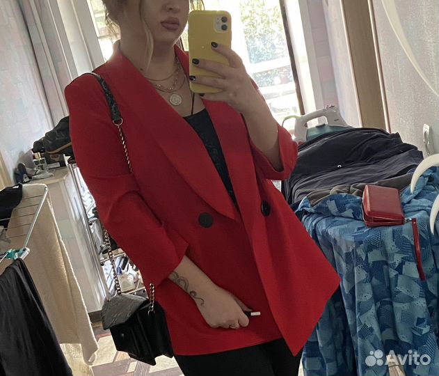 Пиджак женский 46-48(красный)