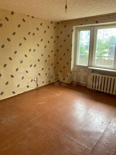 2-к. квартира, 49 м², 1/5 эт.