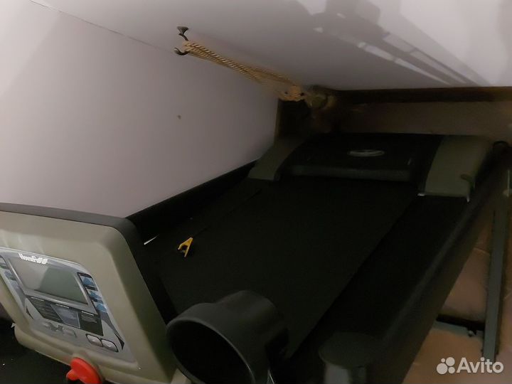 Тренажер беговой электрический Housefit