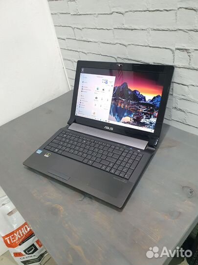 Ноутбук Asus 15.6