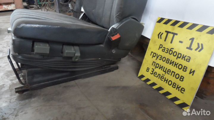 Сиденье переднее левое mersedes 827397