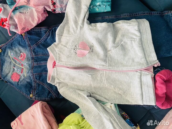 Вещи пакетом на девочку3-3,5- 4 года