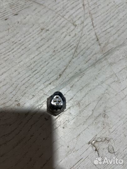 Lexus Lx570 датчик давления гура