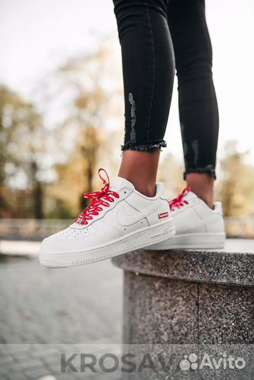 Nike Air Force 1 '07 Low x Supreme