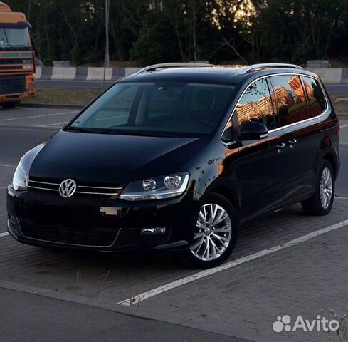 Volkswagen Sharan 2.0 AMT, 2010, 216 000 км с пробегом, цена 1620000 руб.
