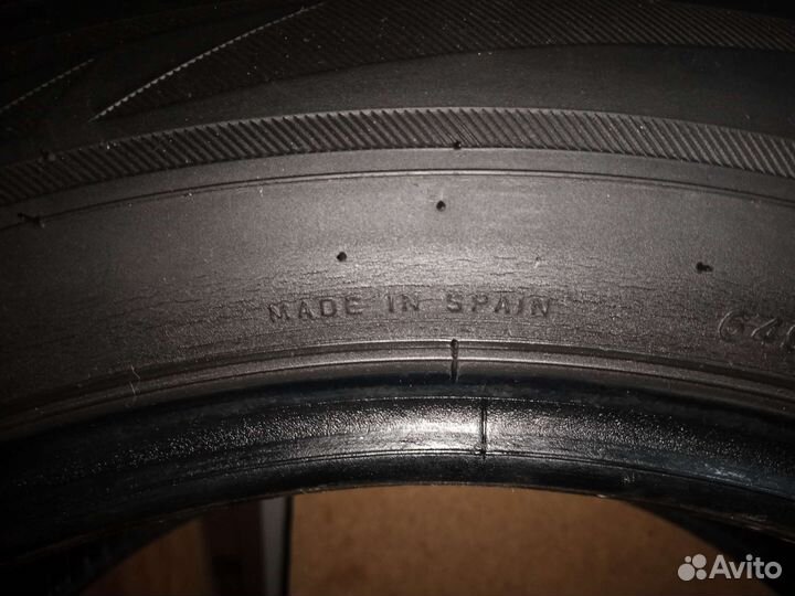 Bridgestone Blizzak LM-80 Evo 215/60 R17 96H