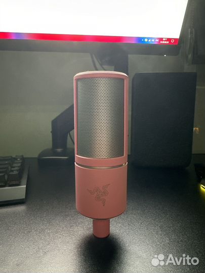 Микрофон razer seiren x