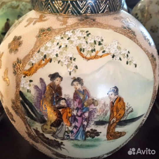 Комплект старинных ваз Satsuma, начало хх века