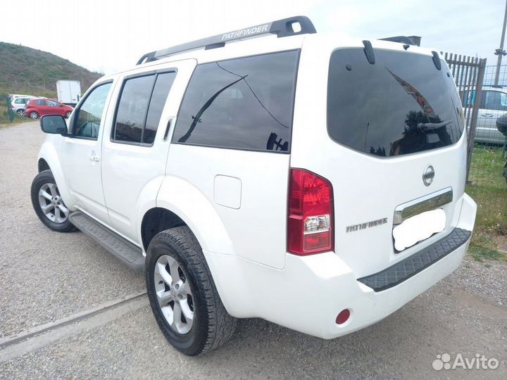 Запчасти б/у nissan pathfinder