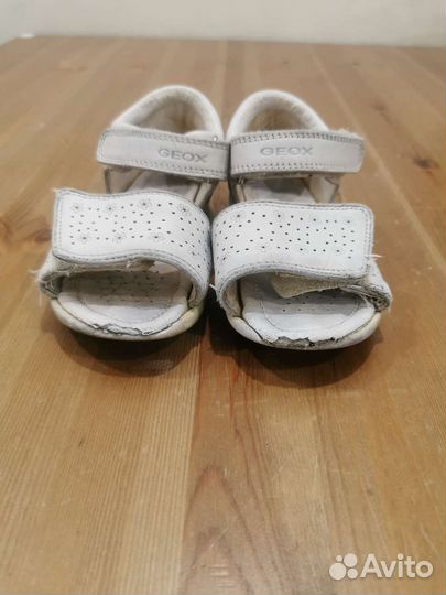 Босоножки детские geox 27 белые