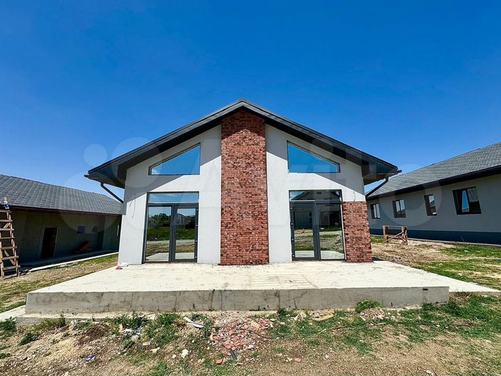 Дом 142 м² на участке 6 сот.