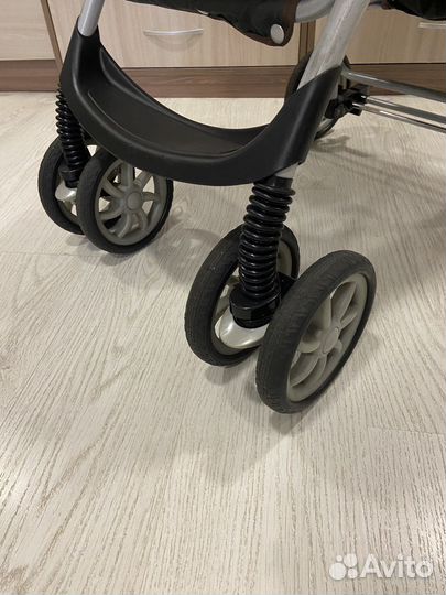 Прогулочная коляска graco