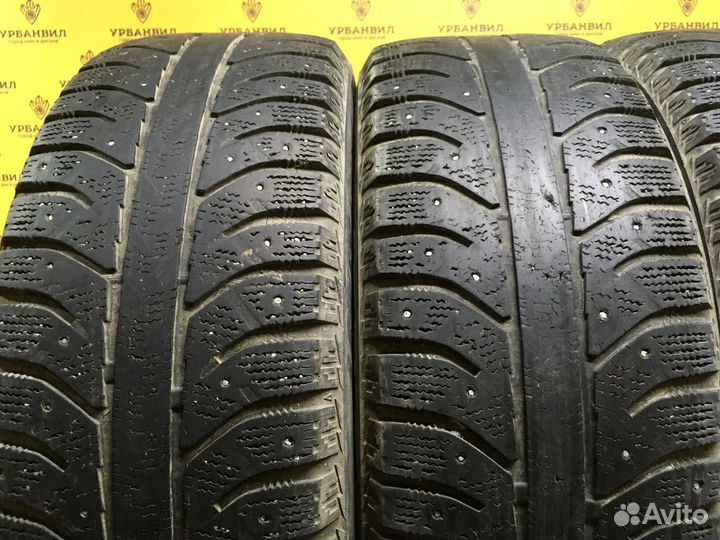 Bridgestone Ice Cruiser 7000 215/60 R17 96H