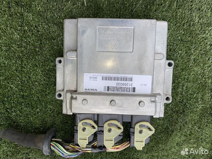Блок управления двигателем 31269030 Volvo V50 MW43