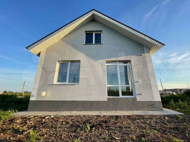 Коттедж 106 м² на участке 9 сот.