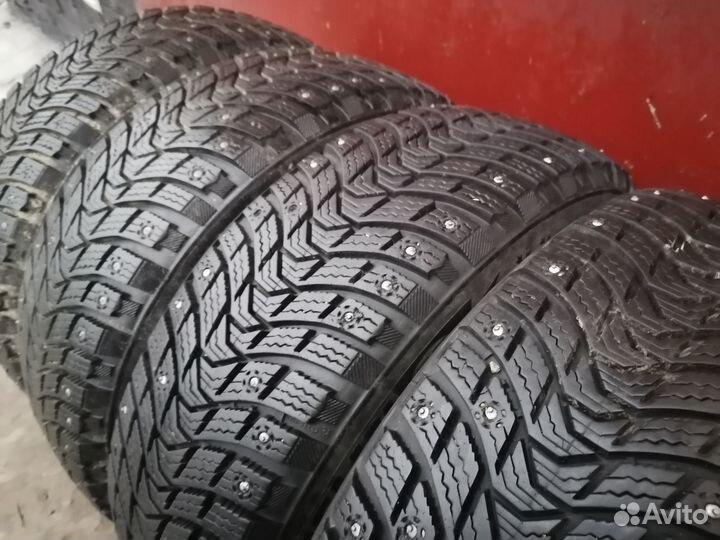 Michelin X-Ice North 3 185/65 R15 92T