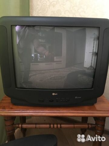 Продам тв LG