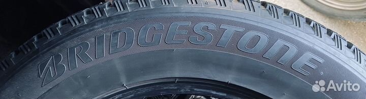 Bridgestone Blizzak Spike-01 225/65 R17 106T