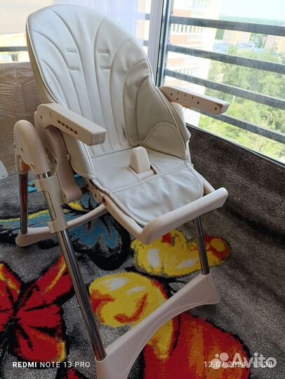 Стульчик для кормления