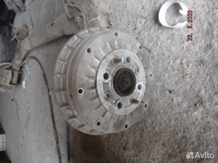 Тормозной барабан правый Лада Калина хэтчбэк 21126