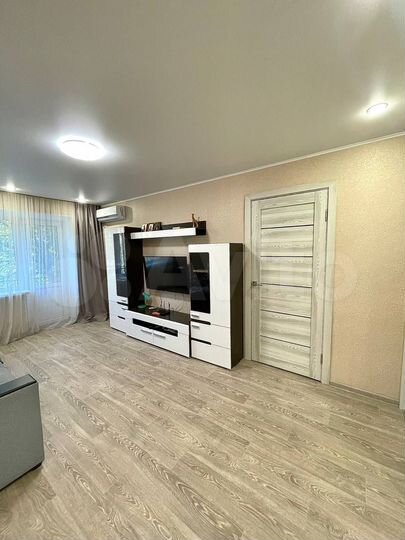 2-к. квартира, 44 м², 3/5 эт.