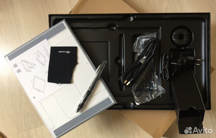 Графический монитор планшет huion Kamvas Pro